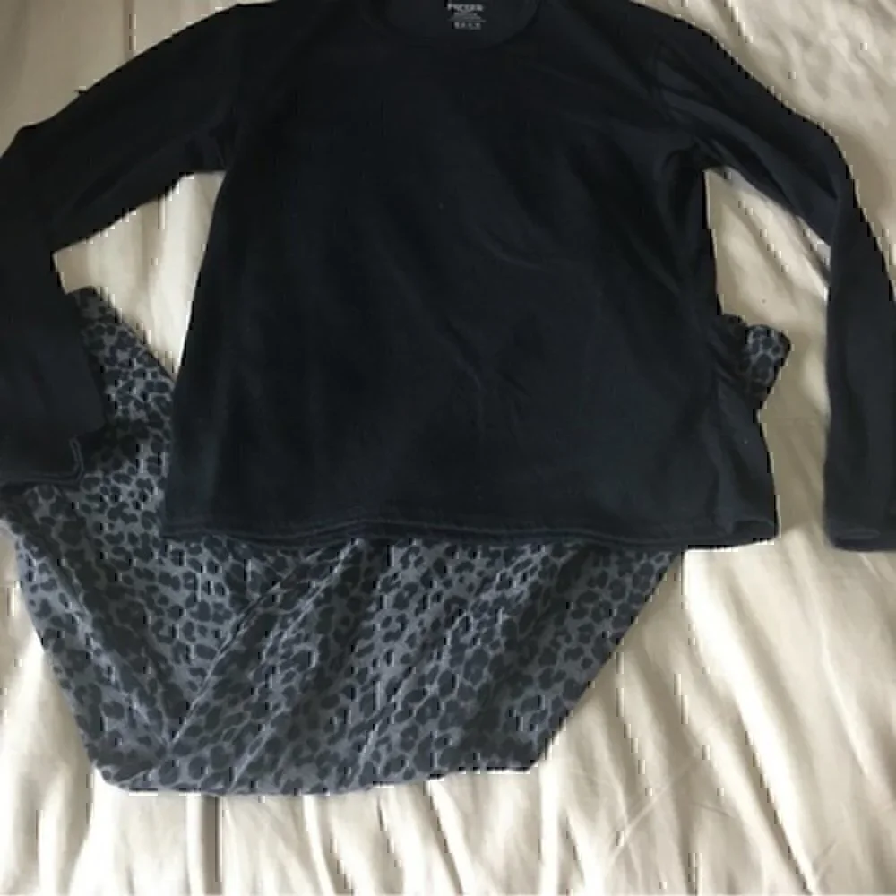 Girls size medium black long sleeved top size large 10/12 Old Navy leggings